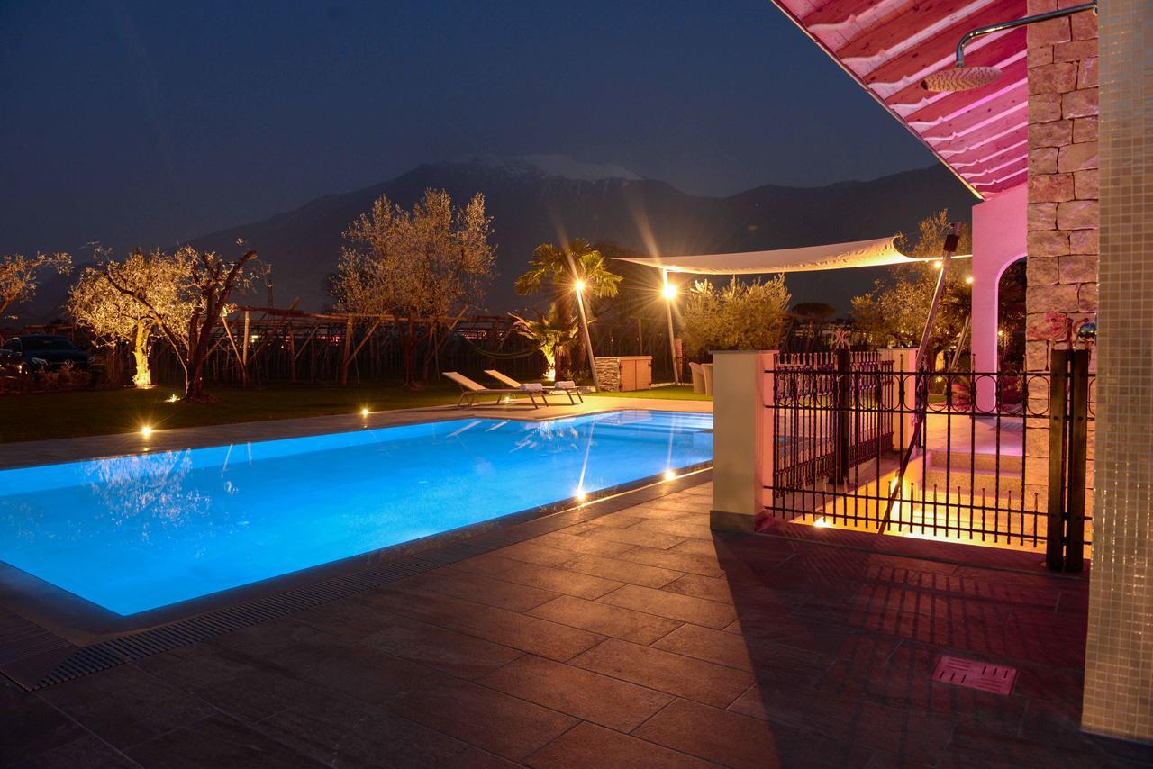 Villa Luxury House & Spa Riva del Garda Exterior photo