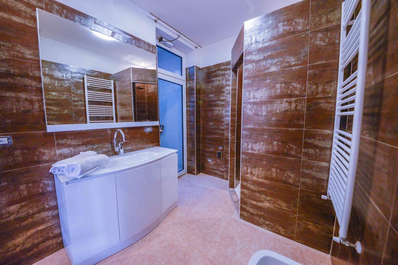 Villa Luxury House & Spa Riva del Garda Exterior photo