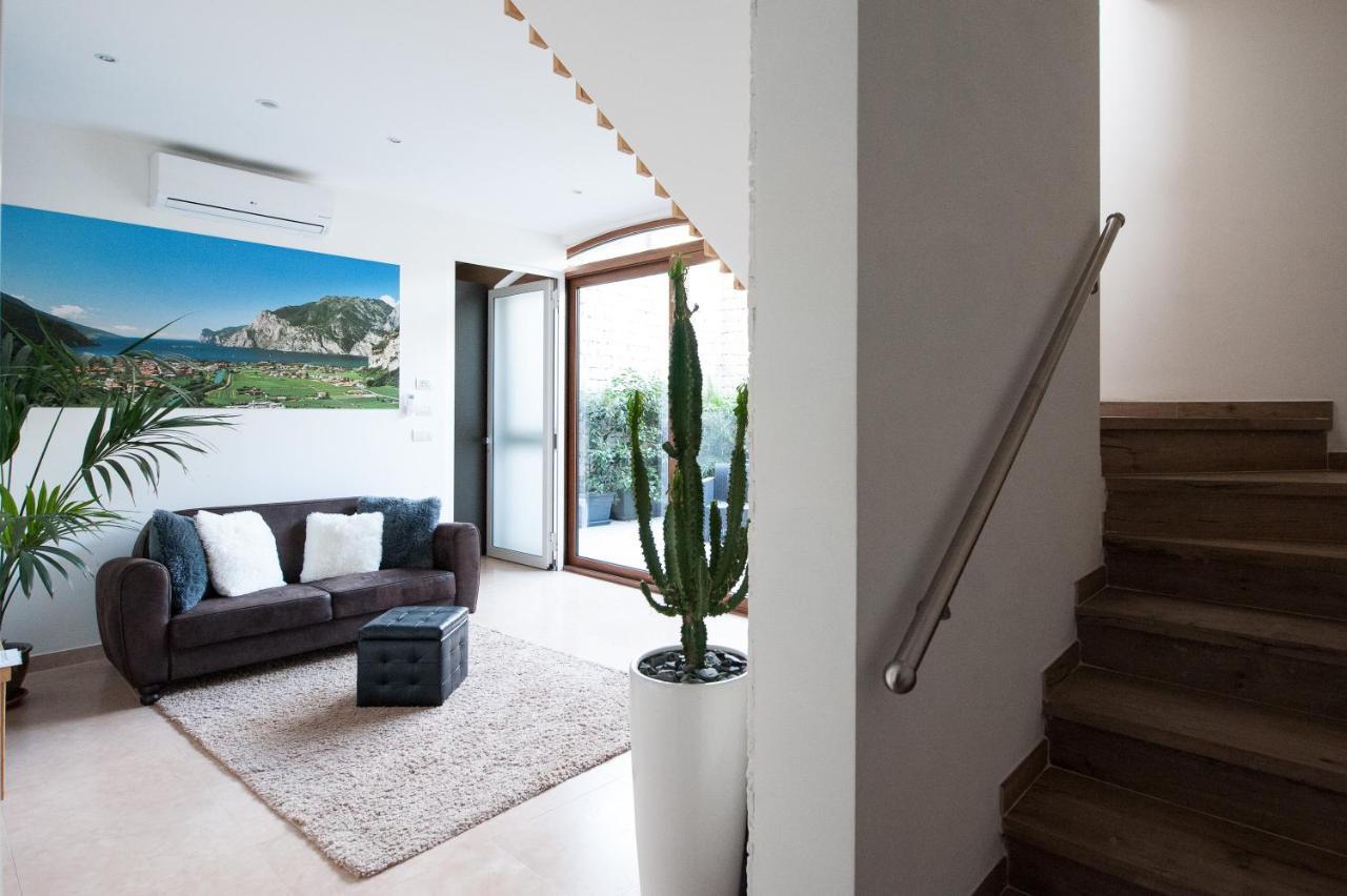 Villa Luxury House & Spa Riva del Garda Exterior photo