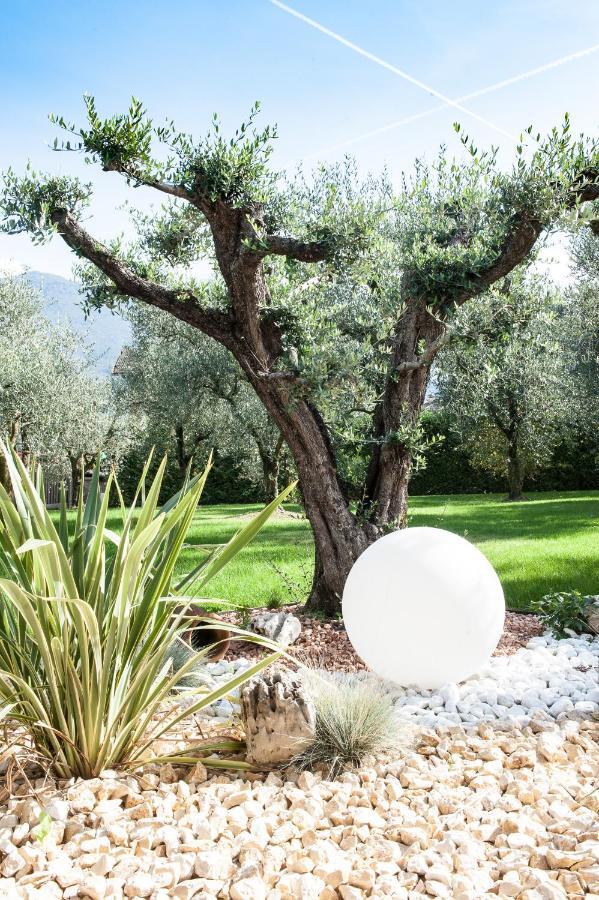 Villa Luxury House & Spa Riva del Garda Exterior photo